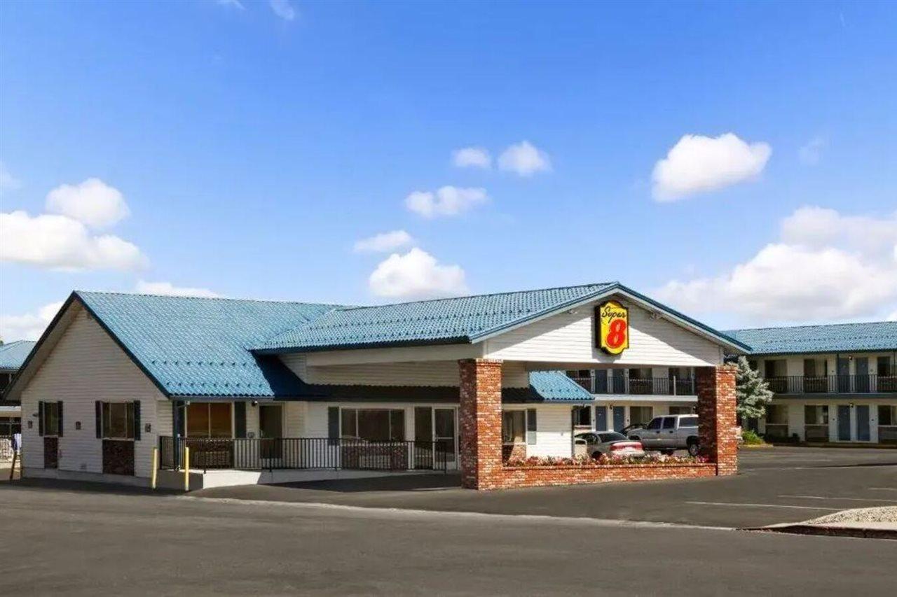 Super 8 by Wyndham Susanville Eksteriør billede